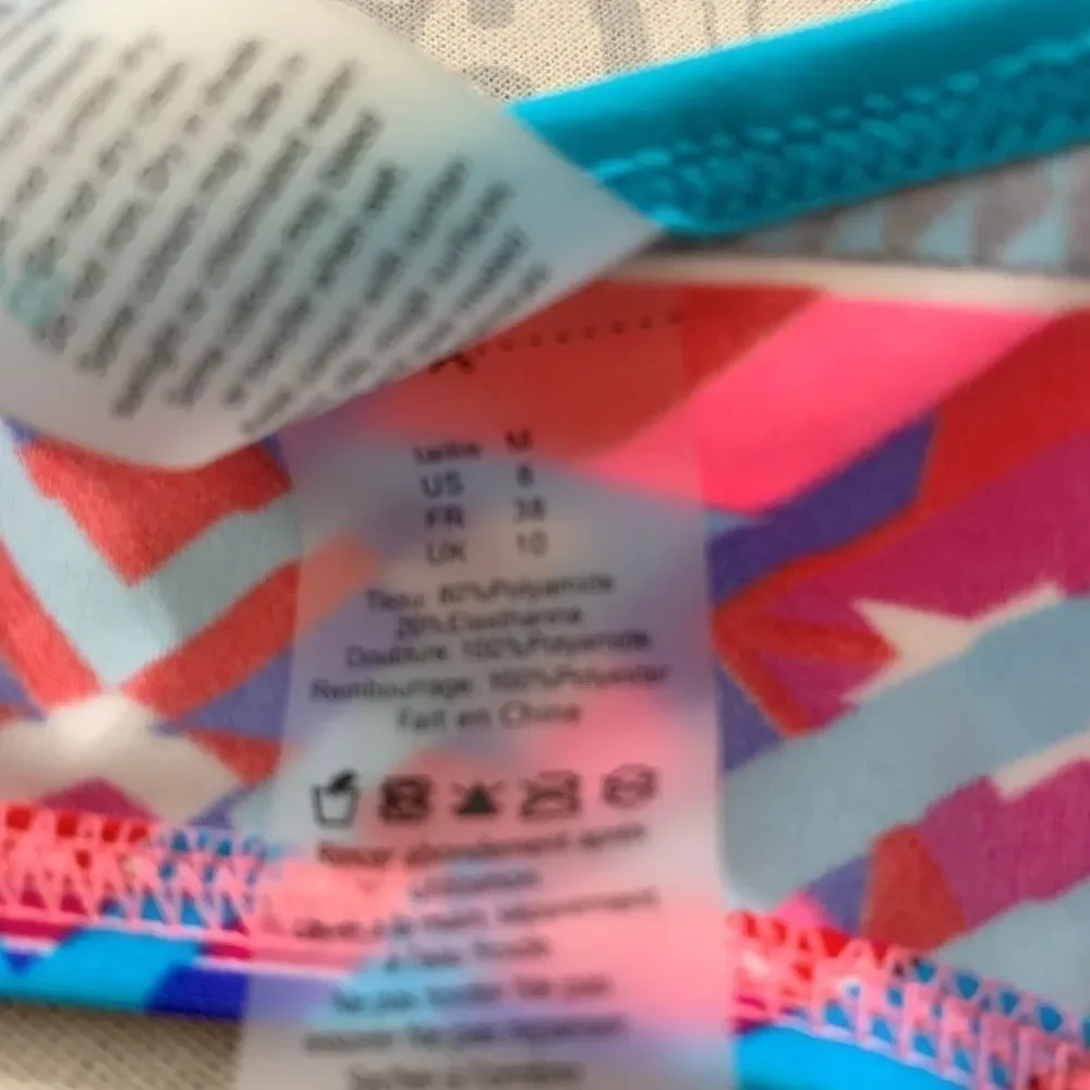NWT Belle‎ D'Azure Teal/pink Aztec print bikini top  - M/8